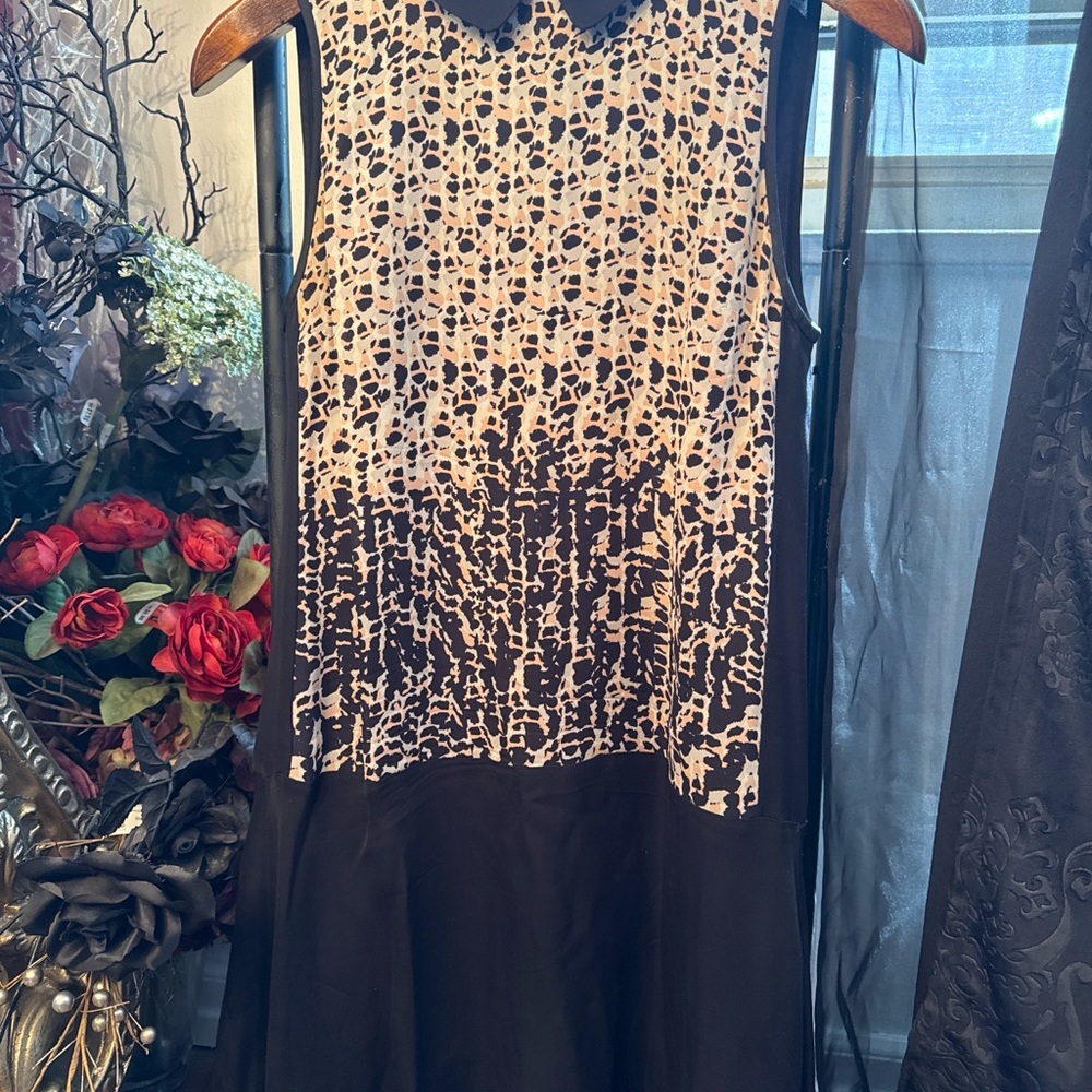 Marc Jacob’s Elegant Patterned Mini Dress 100% Silk